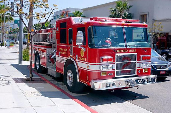 Американец угнал пожарную машину чтобы сбежать из больницы